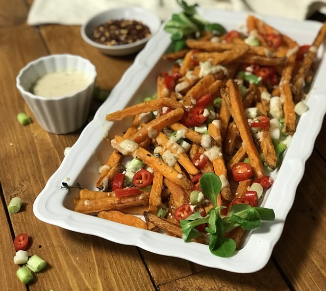 Lemon Tahini & Chilli Sweet Potato Fries | Strong Roots